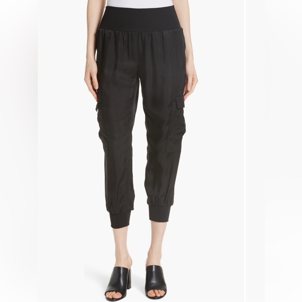Cinq à Sept Giles Cupro Crop Cargo
Joggers